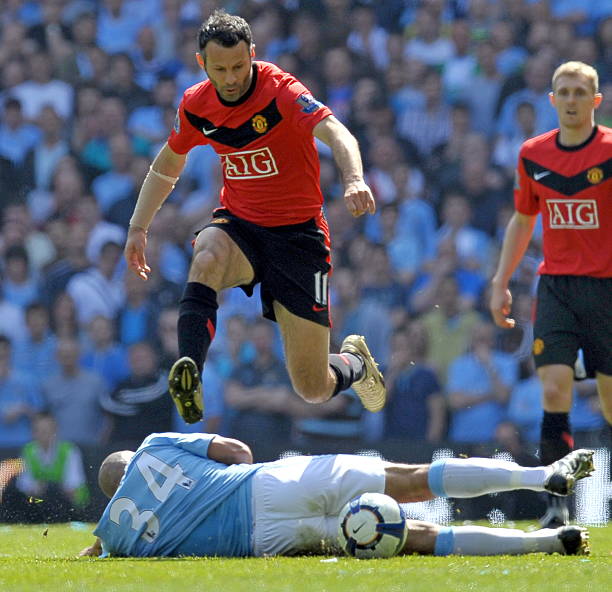 国脚遭对手 国脚遭对手